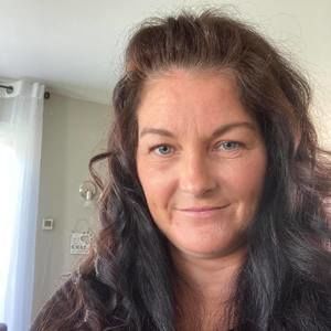 Meet your Posher, Édith